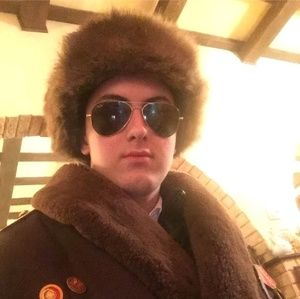 Meet your Posher, Craig